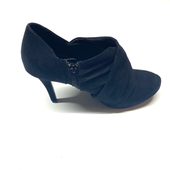 Massimo Shoes - Massimo Booty Heels